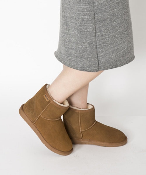 Minnetonka ミネトンカ 撥水加工 Vista ビスタ ムートンショートブーツ Minnetonka ミネトンカ の通販 Mall