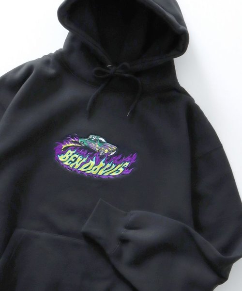 BEN DAVIS(ベンデイビス)】WHEELS ON FIRE HOODIE / フロント