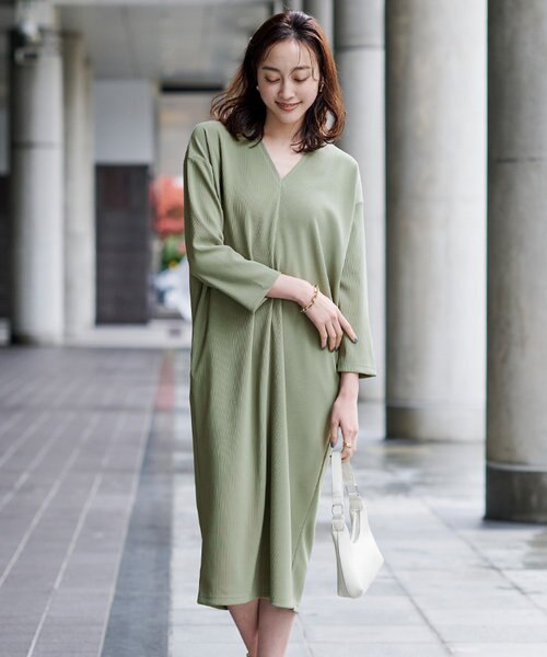 深vネックワンピース Ur S ユアーズ の通販 Mall