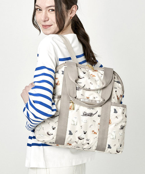 DOUBLE TROUBLE BACKPACK キャットデイ