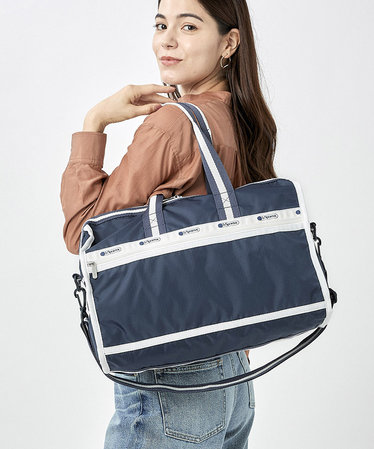 DELUXE MED WEEKENDER スペクテイターディープブルー | LeSportsac