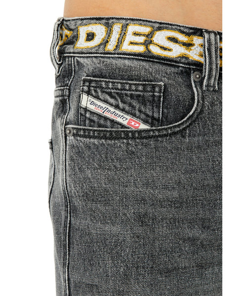 メンズ 23SS デニムパンツ ルーズフィット ストレート | DIESEL