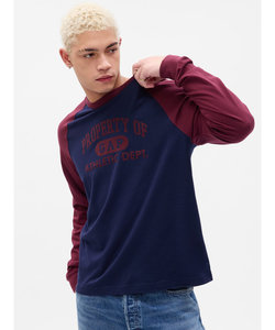 Gap Athleticロゴ ラグランtシャツ