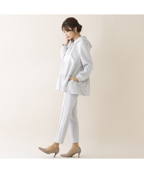 海外製ローズティアラ　46 新品　セットアップ　フリル　　スーツ スーツ・フォーマル・ドレス