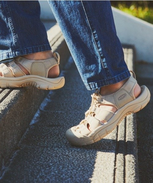 KEEN(キーン)/ﾒﾝｽﾞ/ｼｭｰｽﾞ・ｻﾝﾀﾞﾙ/NEWPORT H2(ニューポートエイチツー