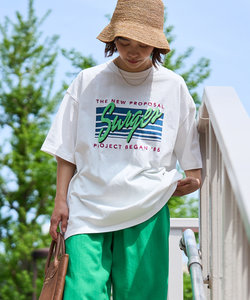 Surgesカラーロゴ半袖Tシャツ