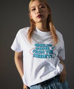 限定展開 HELLO KITTY×MR HERTS FRONT PRINT CREW NECK TEE