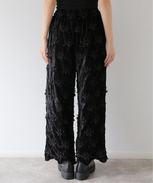 crinkle crinkle crinkle】velvet 3D embroidery pants：パンツ