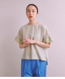 Twist Linen 袖フリルブラウス