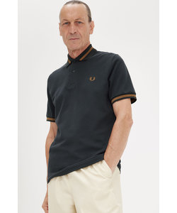 The Fred Perry Shirt - M2