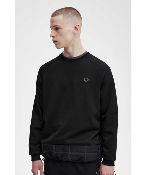 QUILTED HEM SWEATSHIRT - M6650 | FRED PERRY（フレッドペリー）の