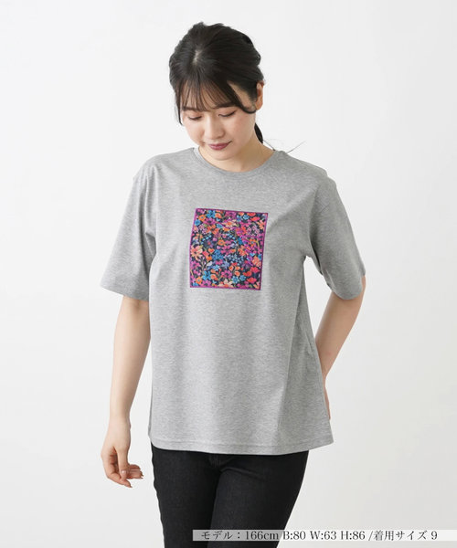 フラワーモチーフＴシャツ