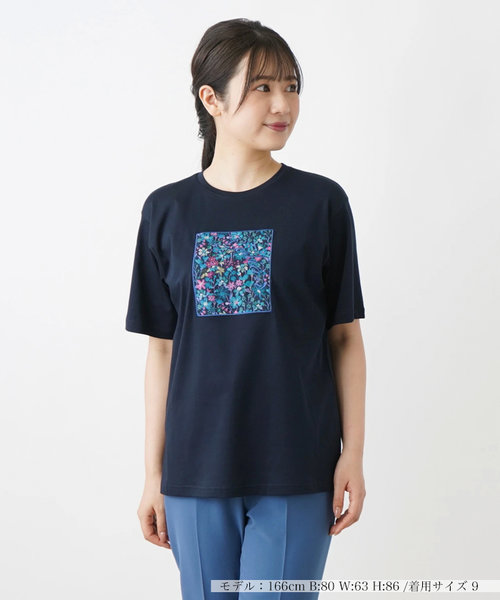 フラワーモチーフＴシャツ