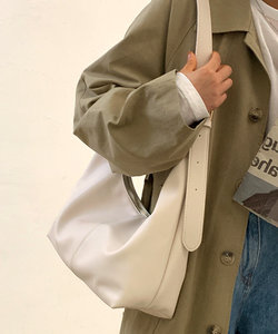 ワンショルダーバッグ レディース 10代 20代 30代 韓国ファッション 韓国 キレイめ 大人 オフィスカジュアル シンプル 柔らか 使い回し