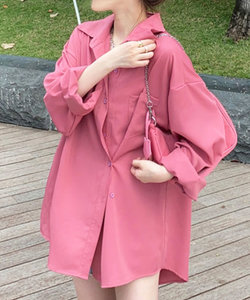 オーバーサイズアシンメトリーシャツ 韓国ファッション 10代 20代 30代 大きめ 首周りスッキリ 開放的 おしゃれ くすみカラー 可愛い