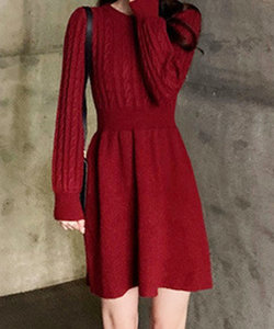 ケーブル編みニットワンピース レディース 10代 20代 30代 韓国ファッション カジュアル 秋 冬 上品 可愛い 無地 シンプル 暖かい 黒 白