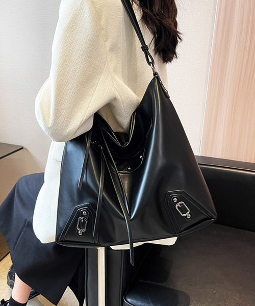 フェイクレザービッグトートバッグ レディース 10代 20代 30代 韓国ファッション カジュアル シンプル 鞄 可愛い バック お出掛け 通勤 黒
