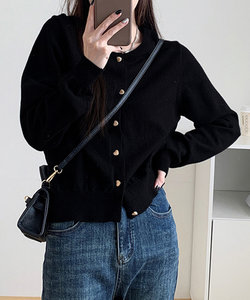 ハートボタンカーディガン 秋 冬 韓国ファッション 10代 20代 30代 レディース 暖かい 可愛い 大人カジュアル デート 甘め 黒 白 羽織り