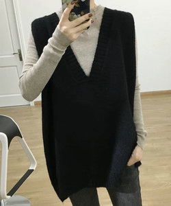 オーバーVネックベスト 秋 冬 韓国ファッション 10代 20代 30代 レディース 暖かい 可愛い 大人カジュアル 黒 白 レイヤードアイテム