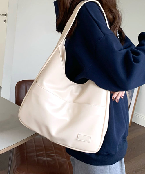 ビッグポケットトートバッグ レディース 10代 20代 30代 韓国ファッション カジュアル バック 鞄 シンプル 可愛い 大人 肩掛け 通勤 通学
