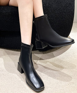 シンプルスクエアショートブーツ レディース 10代 20代 30代 韓国ファッション カジュアル シューズ 靴 可愛い シンプル 大人 黒 白