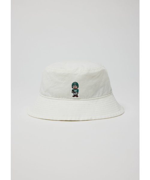 BUCKET HAT                      