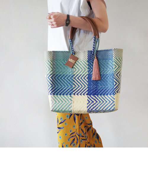 WOVEN BASKET BAG MIDDLE YELLOW BLUE WHITE LILA