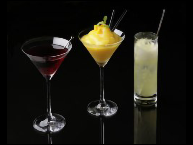 Cafe & Bar LOUNGE Breathe