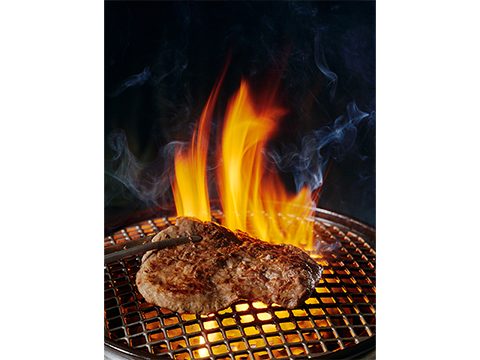 幸福烤肉自助餐 上村農場LaLaport福岡店