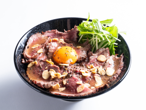 ローストビーフ丼専門店　肉と共に生きる