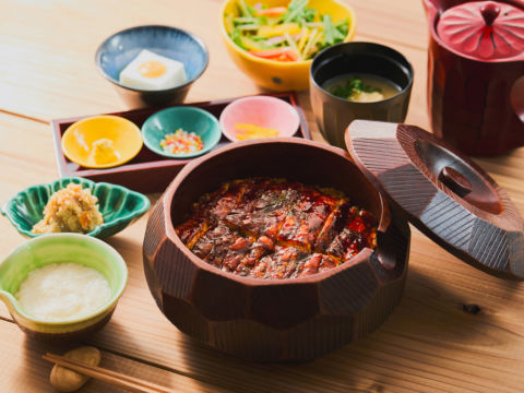 梅の花の定食や　うめまめ