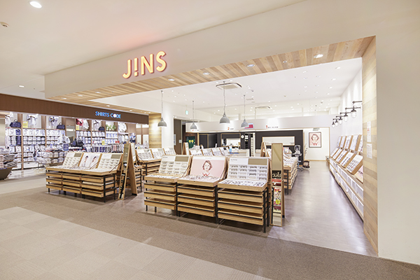 ジンズ ララガーデン川口