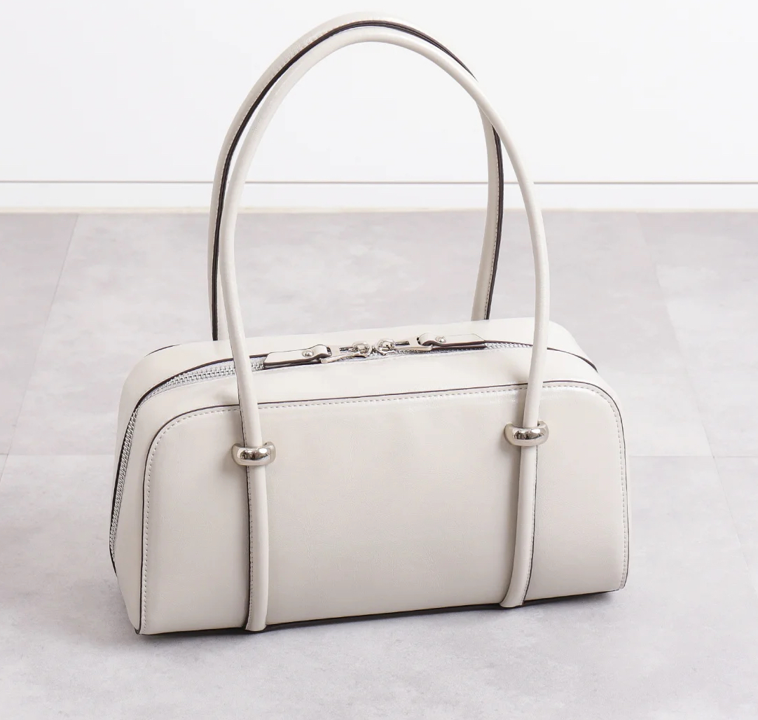 よしたく　新品　スポーツボストン ミニー ホワイト 定価 半額以下 MLB MINI BOSTON BAG YANKEYS WHT 23SU-I（エムエルビーミニ