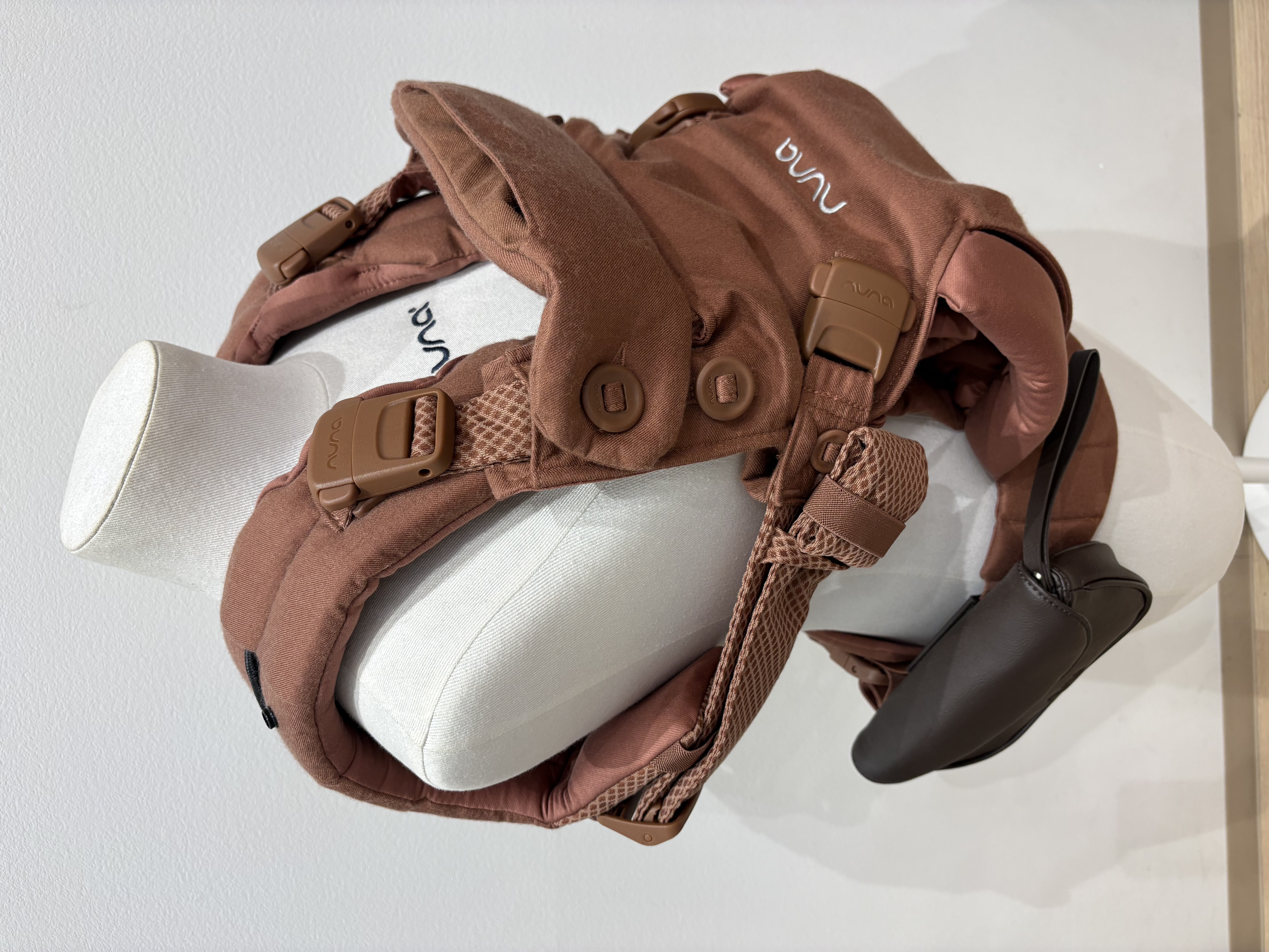 【美品】nuna 抱っこ紐 nuna 抱っこ紐 美品 - メルカリ