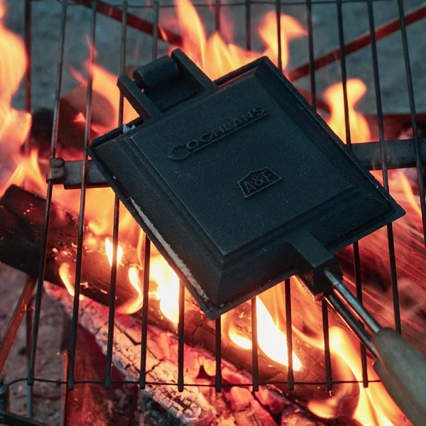 【新品未使用】　LAVA　ラバ　鋳鉄 ホットサンドクッカー 鋳鉄製のホットサンドクッカー | ららぽーと湘南平塚