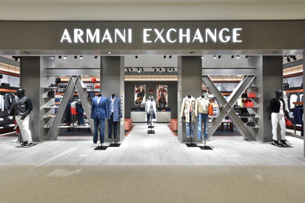 Armani exchange outlet. Армани эксчендж одежда. Armani Exchange аутлет. Одежда a x Armani Exchange.