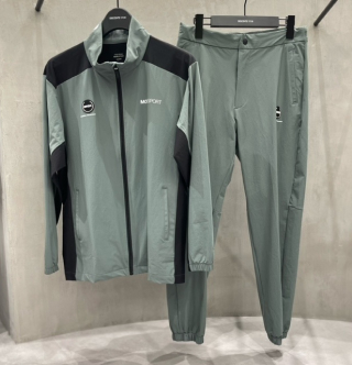 スタンドカラーロゴ ジャケット ジョガーパンツ