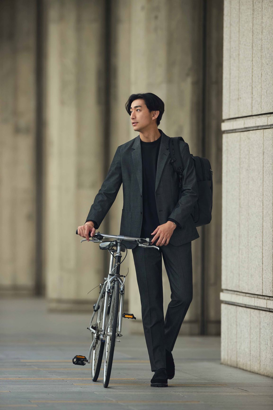 美品 ORIHICA THE 3rd SUITS ベージュ S ダブルブレスト ORIHICAの次世代スーツ「THE THIRD SUITS®︎」レディースに