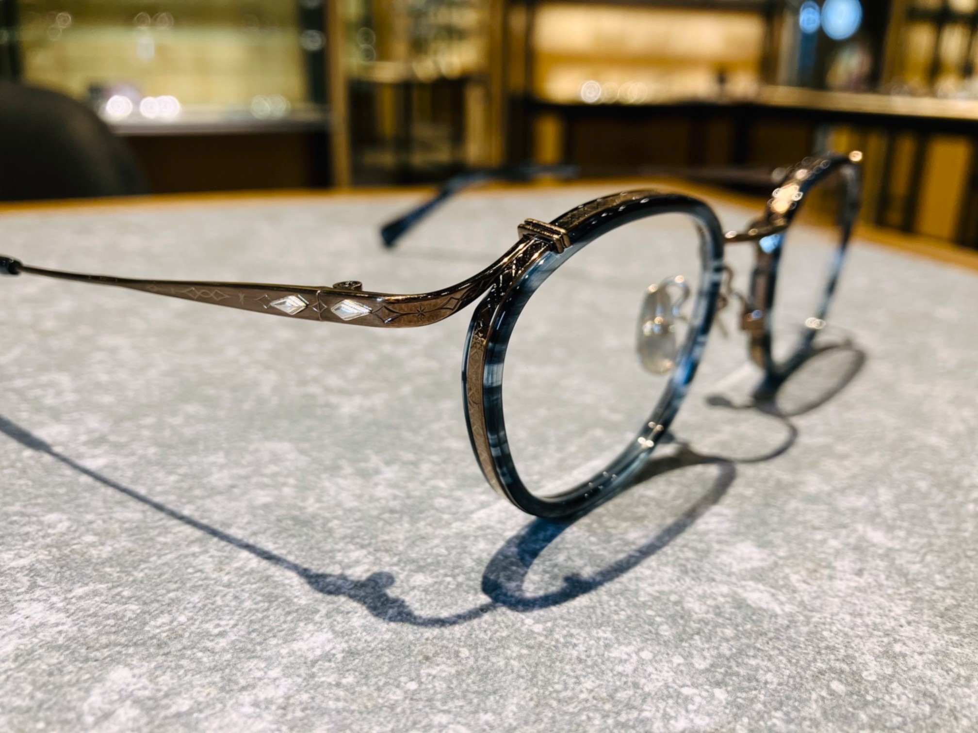 極美品 rapp eyewear カナダ製 Big Kevin TITANIUM Frameless myopia glasses, the same KMN272 retro small face