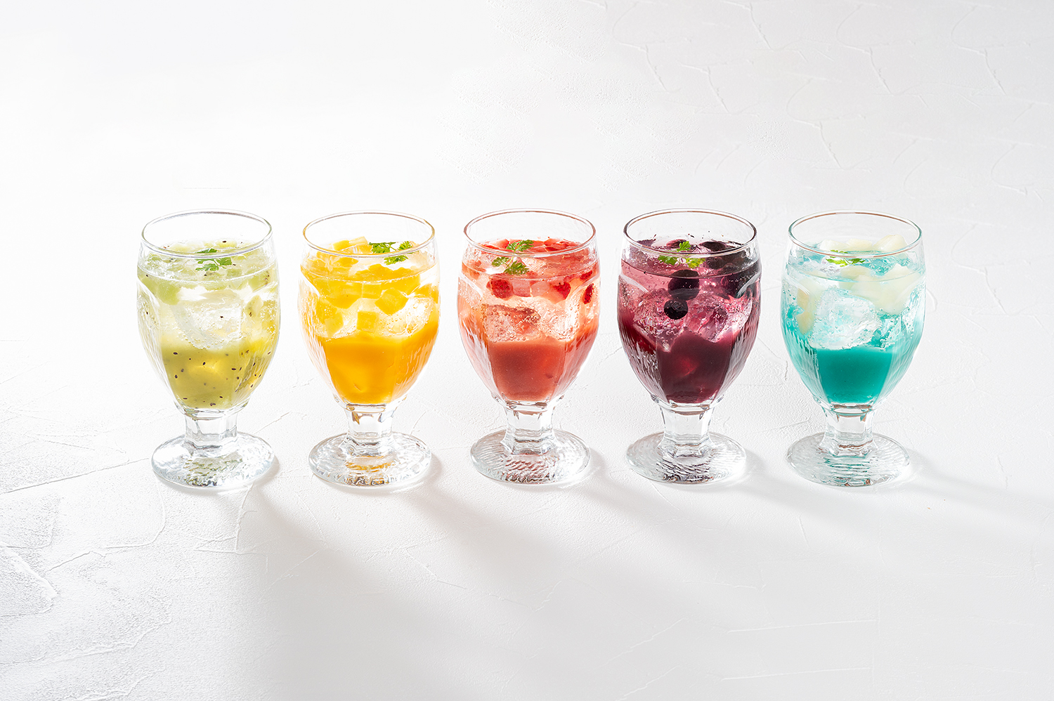 その他 soda Exclusive to LaLaport TOKYO-BAY] Recommended color fruit