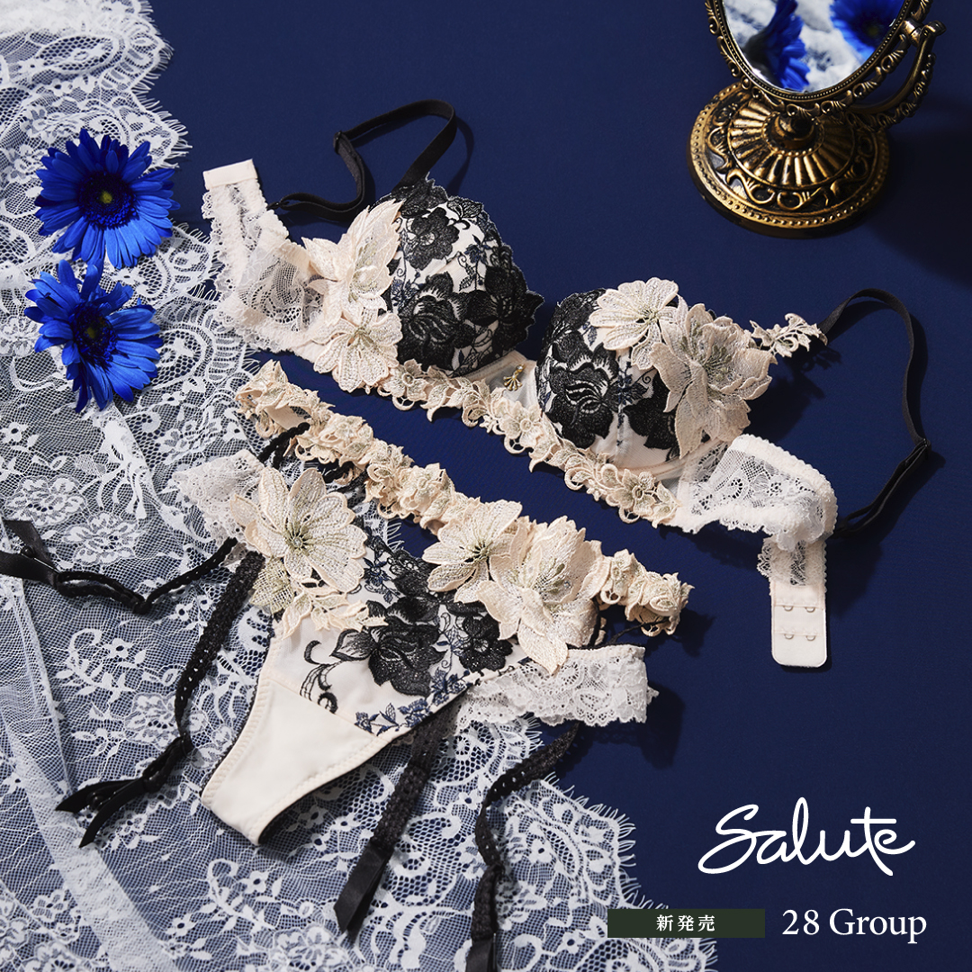 サルセーション　新作 Oversize French Terry SALSATION Oversize French Terry Top - メルカリ