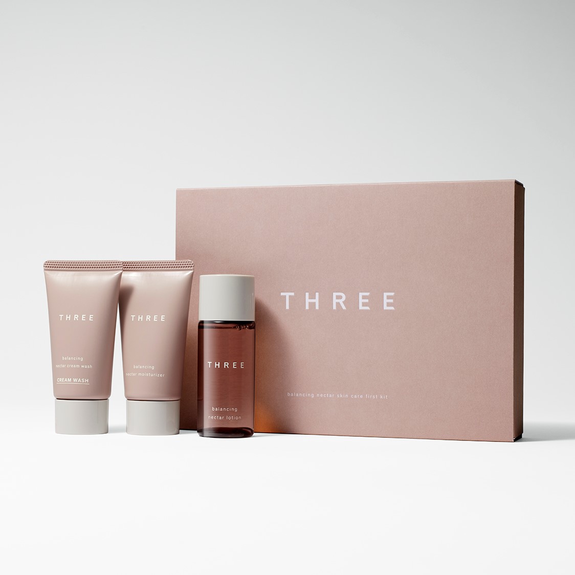 THREE バランシングネクター スキンケア ファーストキット | ラゾーナ
