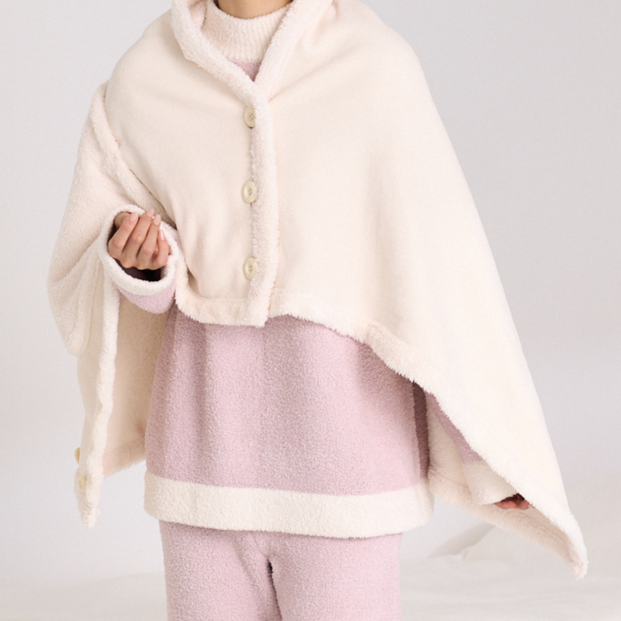 30％OFF】1つで4役のウォームフリースポンチョ♡ | ラブラ万代