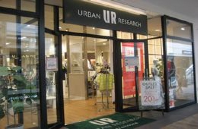 Urban Research Warehouse 三井アウトレットパーク 幕張