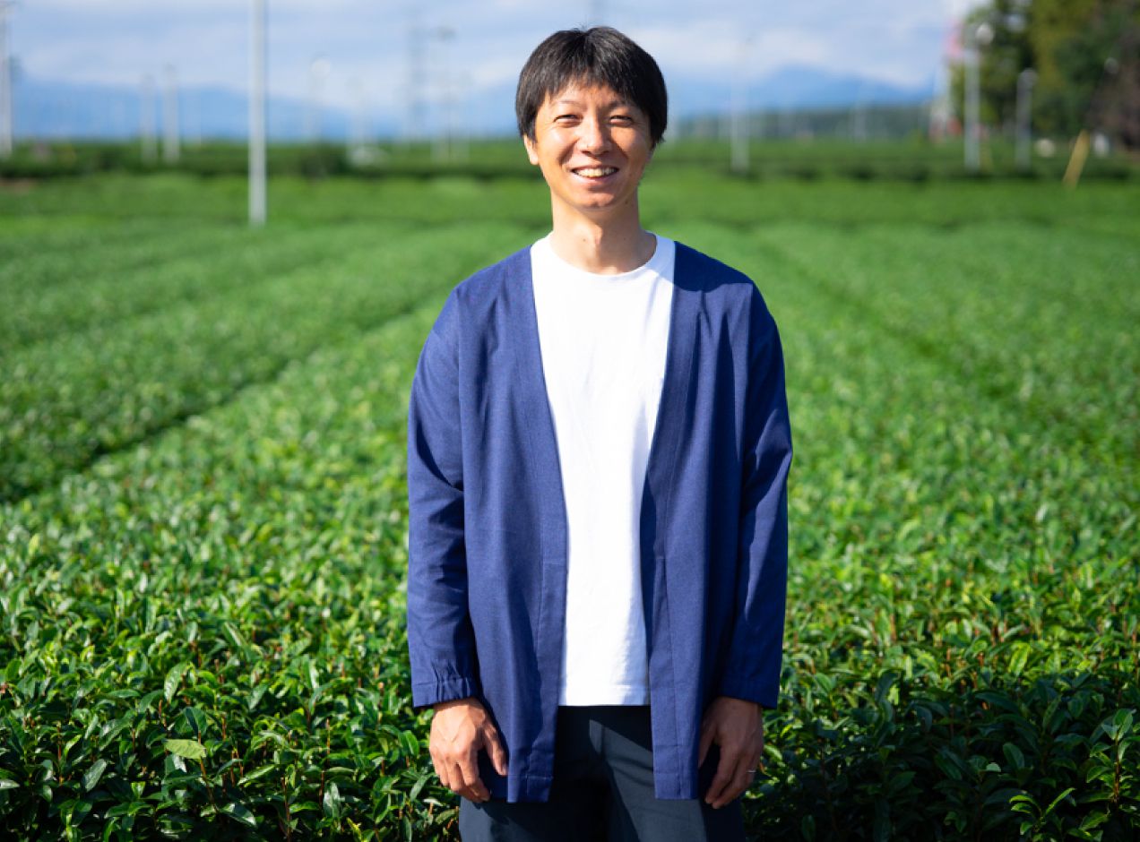 お茶の製造と鑑定の両部門での農林水産大臣賞受賞経験のある茶師の写真