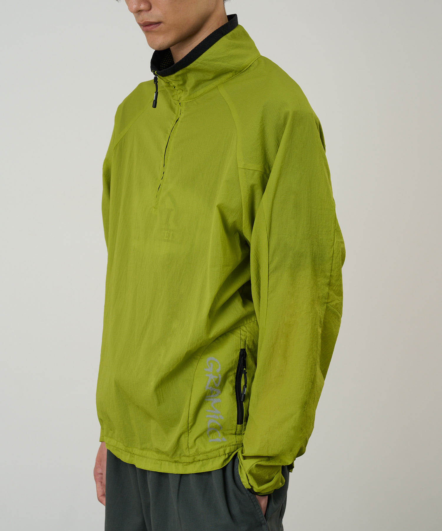 绿色薄款JACKET