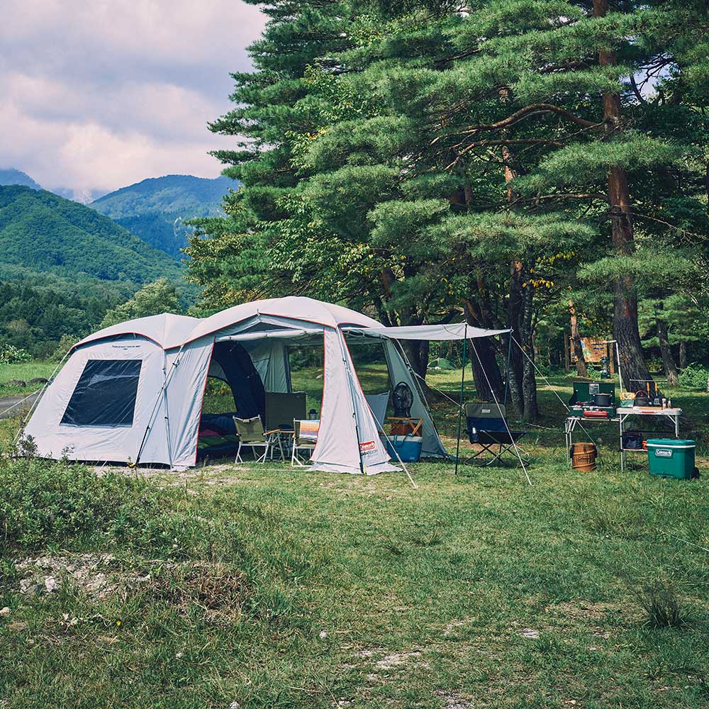 차광 천 채용으로 시원하게 사용할 수 있는 2 룸 텐트!