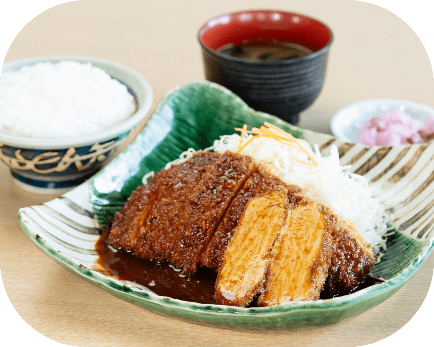 ひれとロースの食べ比べ定食