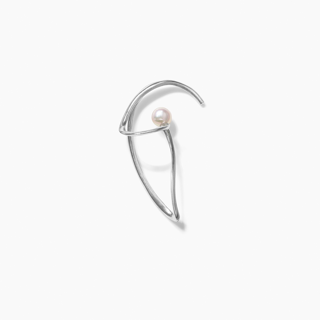 Ribbon Ear cuff Shell