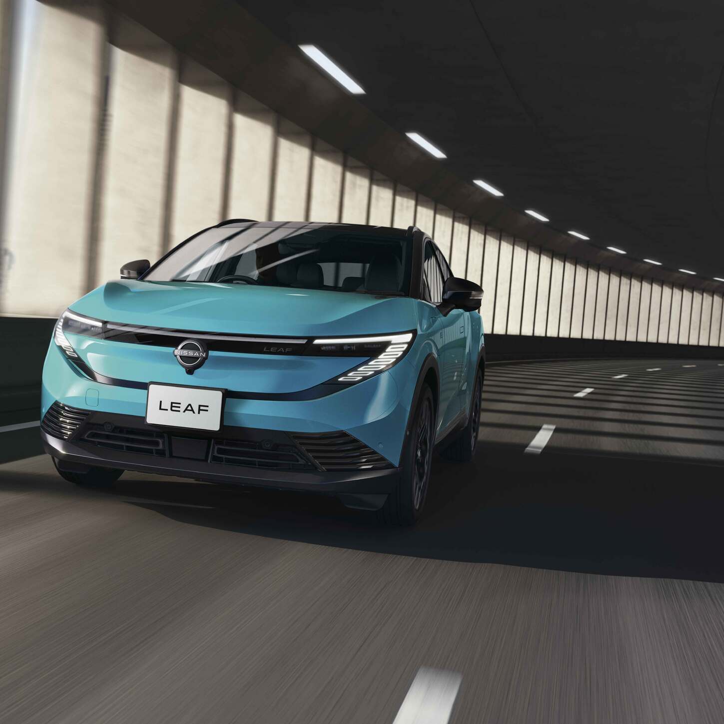 リーフは最新技術満載の電気自動車！！細やかな技術に感動！！